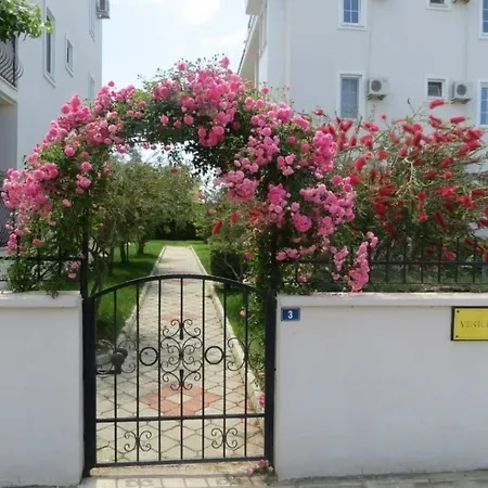 Calis Beach, Venice B9 Apartment
